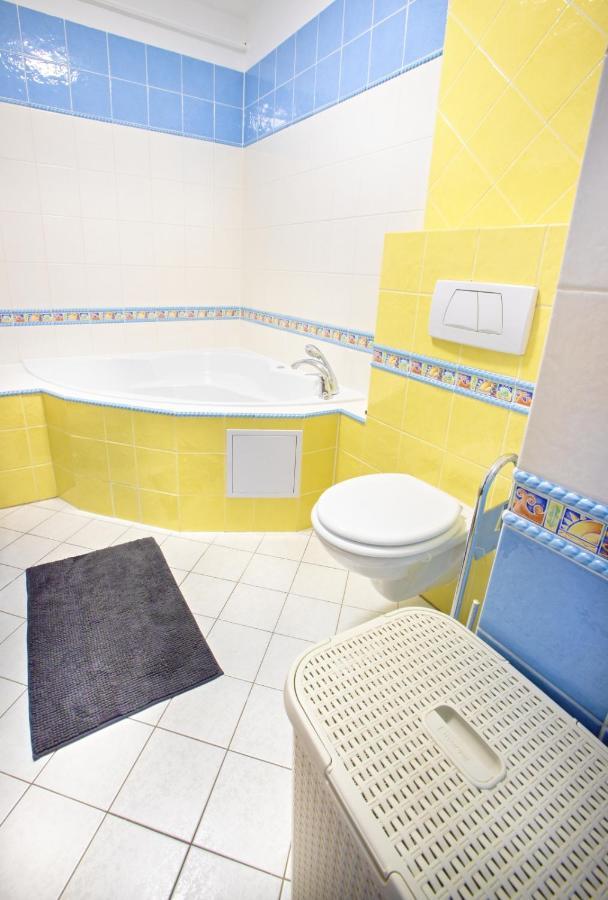 Apartman Hugo Velky Slavkov Ngoại thất bức ảnh
