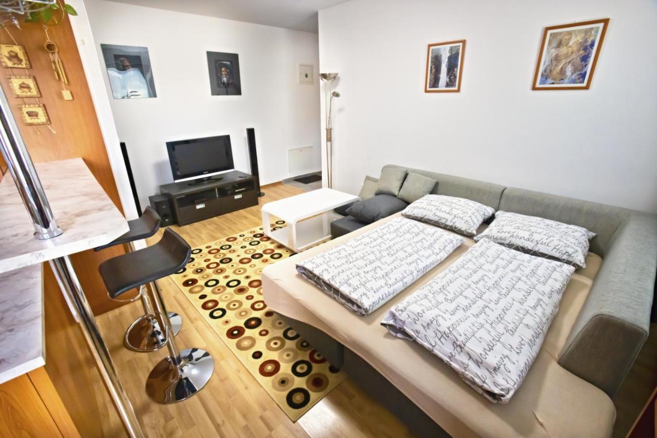 Apartman Hugo Velky Slavkov Ngoại thất bức ảnh